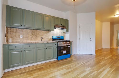 211 Webster Ave, JC, Heights, NJ, 07306 | Card Image