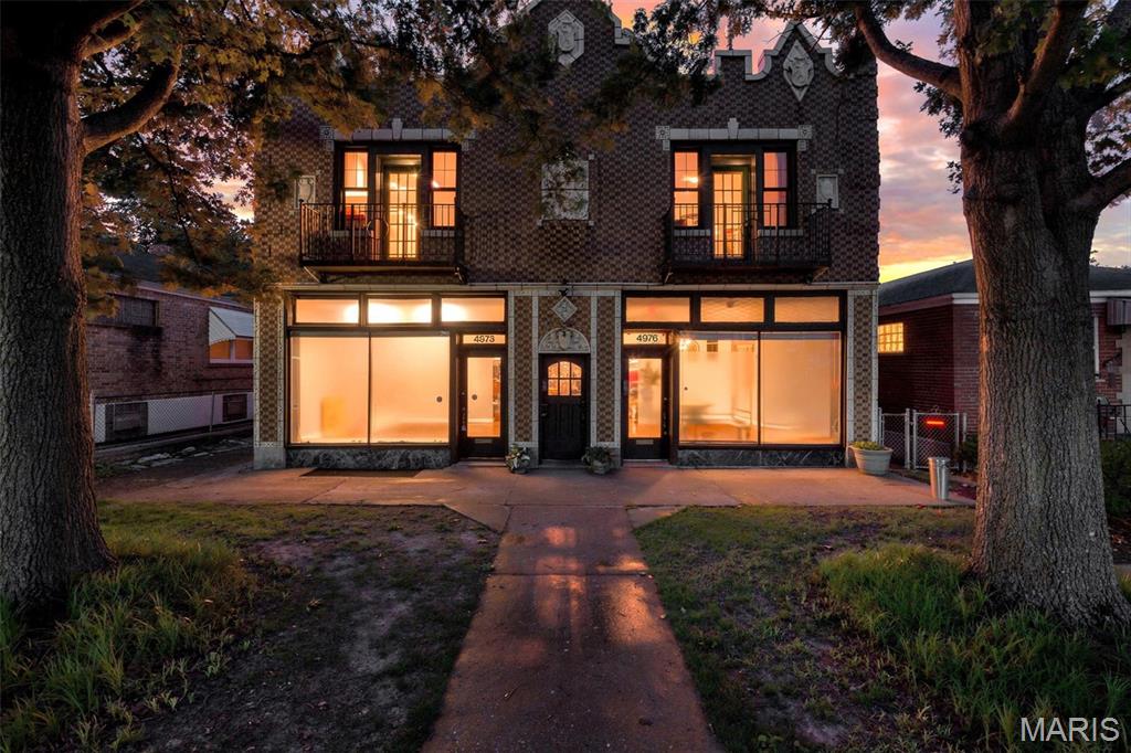 4974 Fyler Ave, Saint Louis, MO 63139