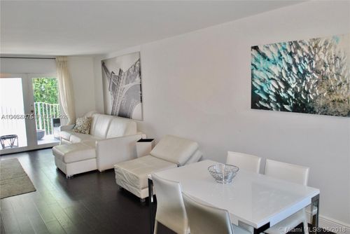 apt-402-61 Collins Ave, Miami Beach, FL, 33139-7352 | Card Image