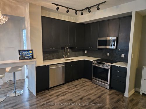 2402-4070 Confederation Pky, Mississauga, ON, L5B0E9 | Card Image