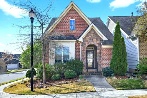 2025 Great Ridge Parkway, Chapel Hill, NC, 27516 | Card Image