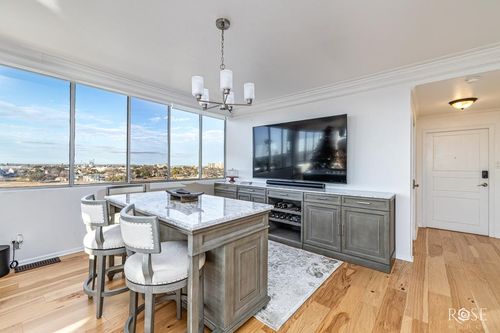 800 W Ave D, San Angelo, TX, 76901 | Card Image