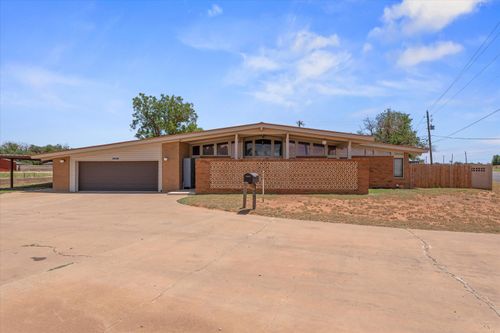 1011 N 22nd St, Lamesa, TX, 79331-2103 | Card Image