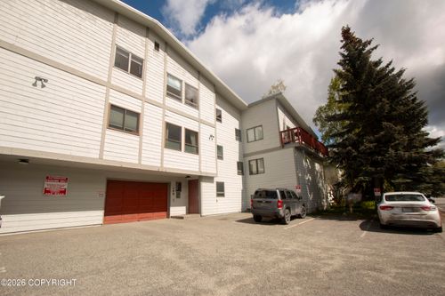 13-329 E 14th Ave, Anchorage, AK, 99501-5291 | Card Image