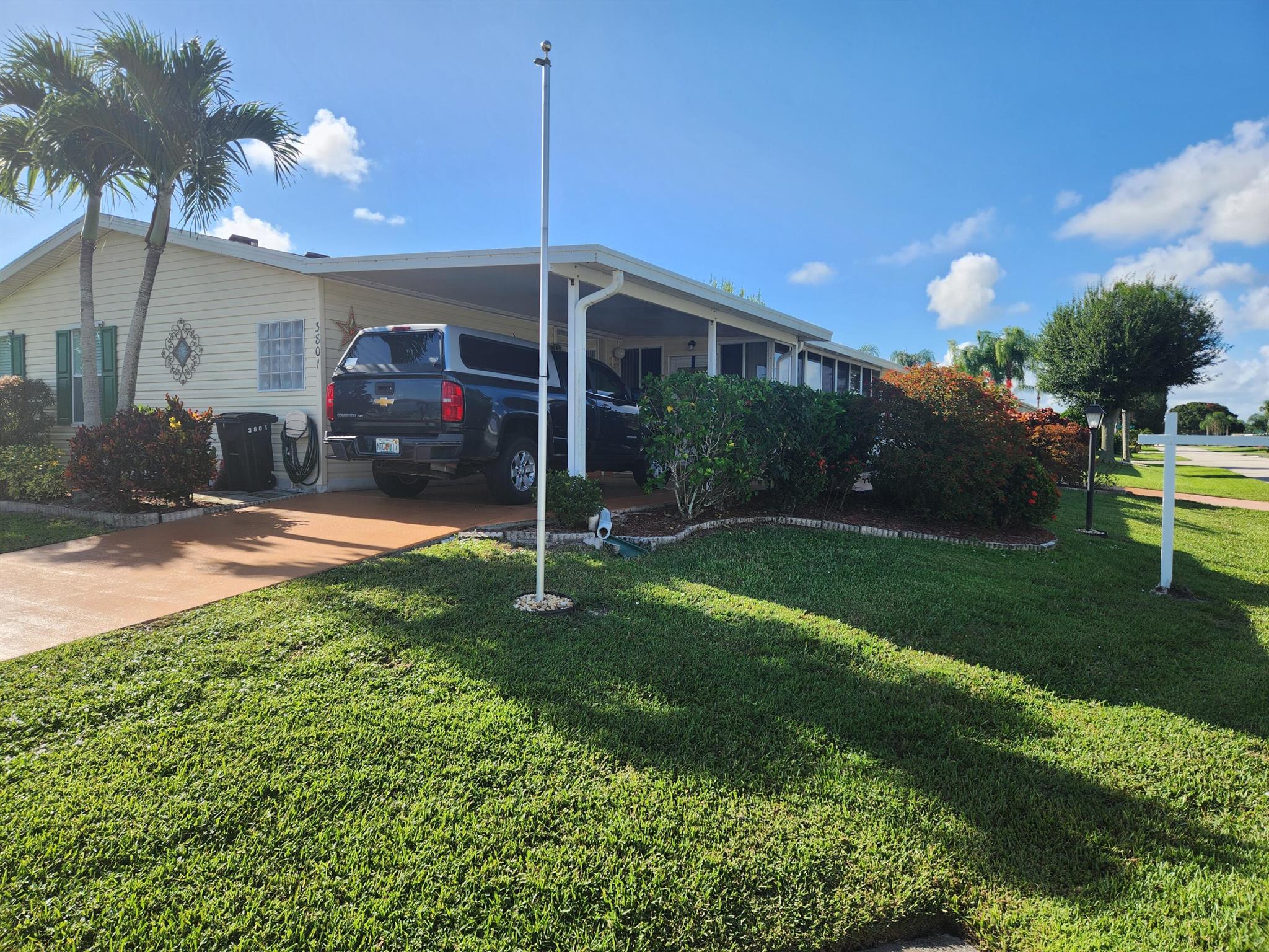 Crabapple Dr, Port Saint Lucie, FL 34952