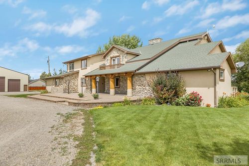 144 E 400 N, Blackfoot, ID, 83221-5818 | Card Image