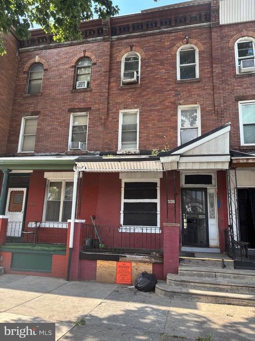 1911 W Hunting Park Ave, PHILADELPHIA, PA, 19140-2806 | Card Image