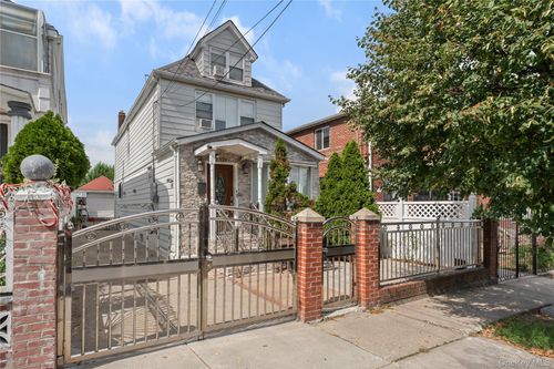 2310 102nd St, East Elmhurst, NY, 11369-1323 | Card Image