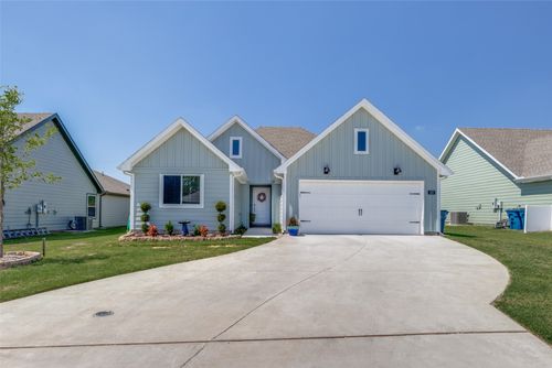 525 Brandy Ln, Tom Bean, TX, 75491-5425 | Card Image