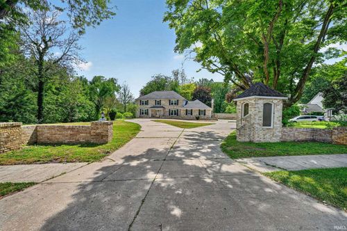 1765 N Bay Dr, Elkhart, IN, 46514-4254 | Card Image