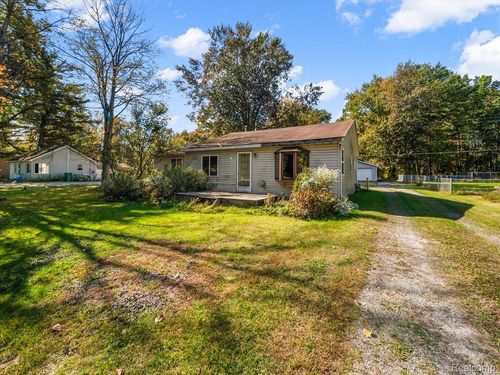 1533 Richman Rd, Kimball, MI, 48074-2211 | Card Image