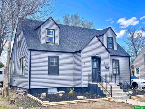 411 W 6th St, Ogallala, NE, 69153-2025 | Card Image