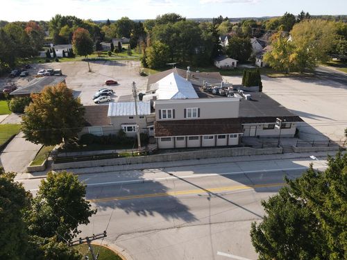 120 S Wisconsin Drive, Howards Grove, WI, 53083 | Card Image