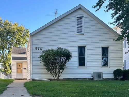 916 Ohio Street, Quincy, IL, 62301 | Card Image