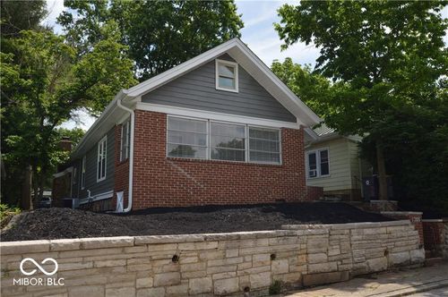 1205 S Lincoln St, Bloomington, IN, 47401-5849 | Card Image