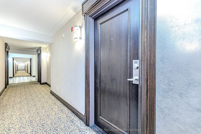 202 - 60 Via Rosedale, Condo with 1 bedrooms, 1 bathrooms and 1 parking in Brampton ON | Image 4