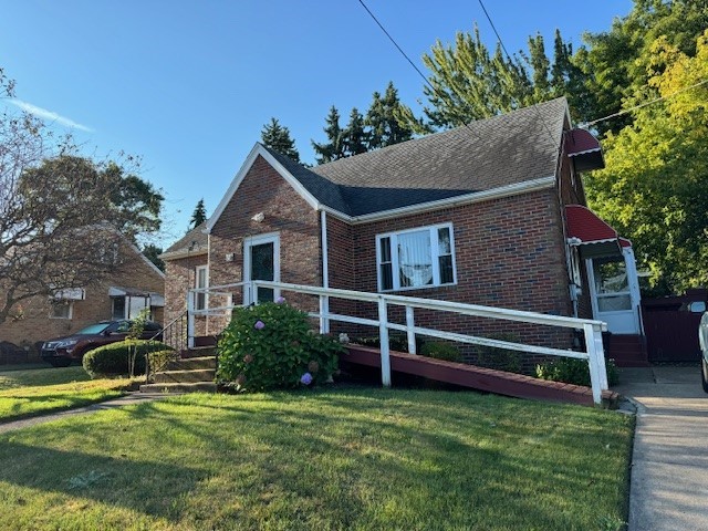 Hillcrest Ave, Erie, PA 16509