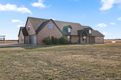 777 Sterret Rd, Calera, OK, 74730-3824 | Card Image