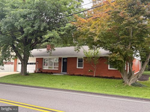 535 Hockersville Rd, HERSHEY, PA, 17033-2075 | Card Image