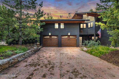 4 Hidden Splendor Ct, Park City, UT, 84060-6716 | Card Image
