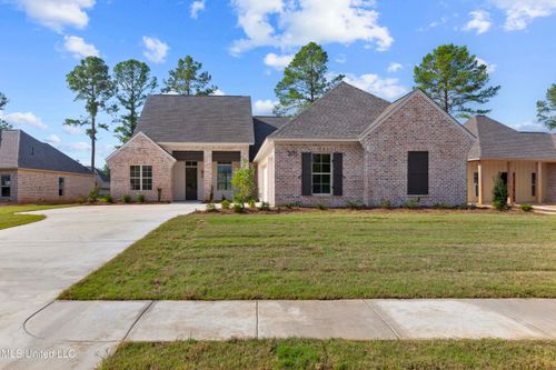 370 Wellstone Pl, Madison, MS, 39110-2304 | Card Image