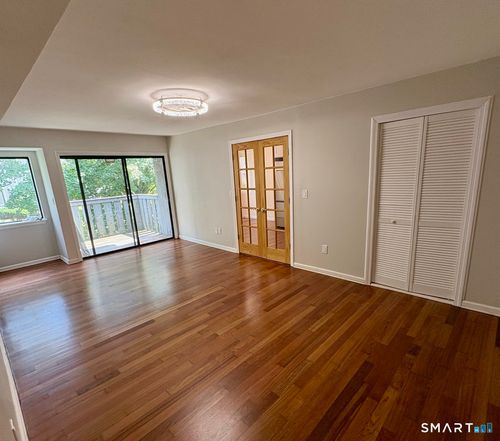 e-13 Cedar Ct, East Haven, CT, 06513-1920 | Card Image