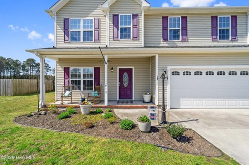 719 Francktown Rd, Richlands, NC, 28574-6178 | Card Image