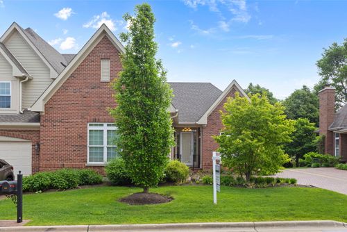 905 Hickory Dr, Western Springs, IL, 60558-5004 | Card Image