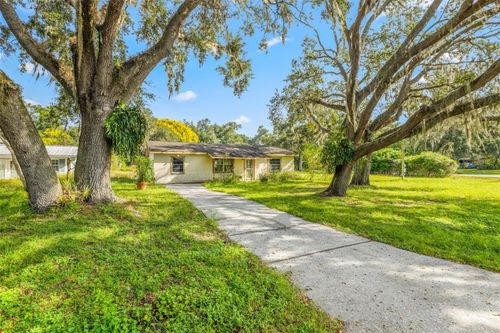 34807 Evergreen Way, Ridge Manor, FL, 33523-8812 | Card Image