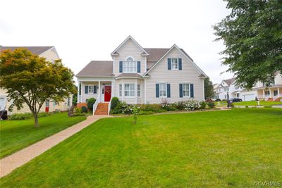 Manicured yard w/irrigation | Image 3