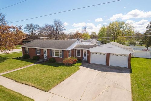 1013 Schwartz Street, GREEN BAY, WI, 54302 | Card Image