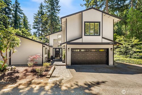 16671 Se 17th Place, Bellevue, WA, 98008 | Card Image