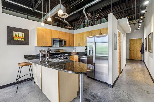 APT-3420 - 5200 Peachtree Rd, Condo with 2 bedrooms, 2 bathrooms and 1 parking in Chamblee GA | Image 11