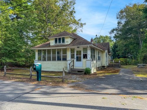 14 Brook St, Ayer, MA, 01432-1224 | Card Image