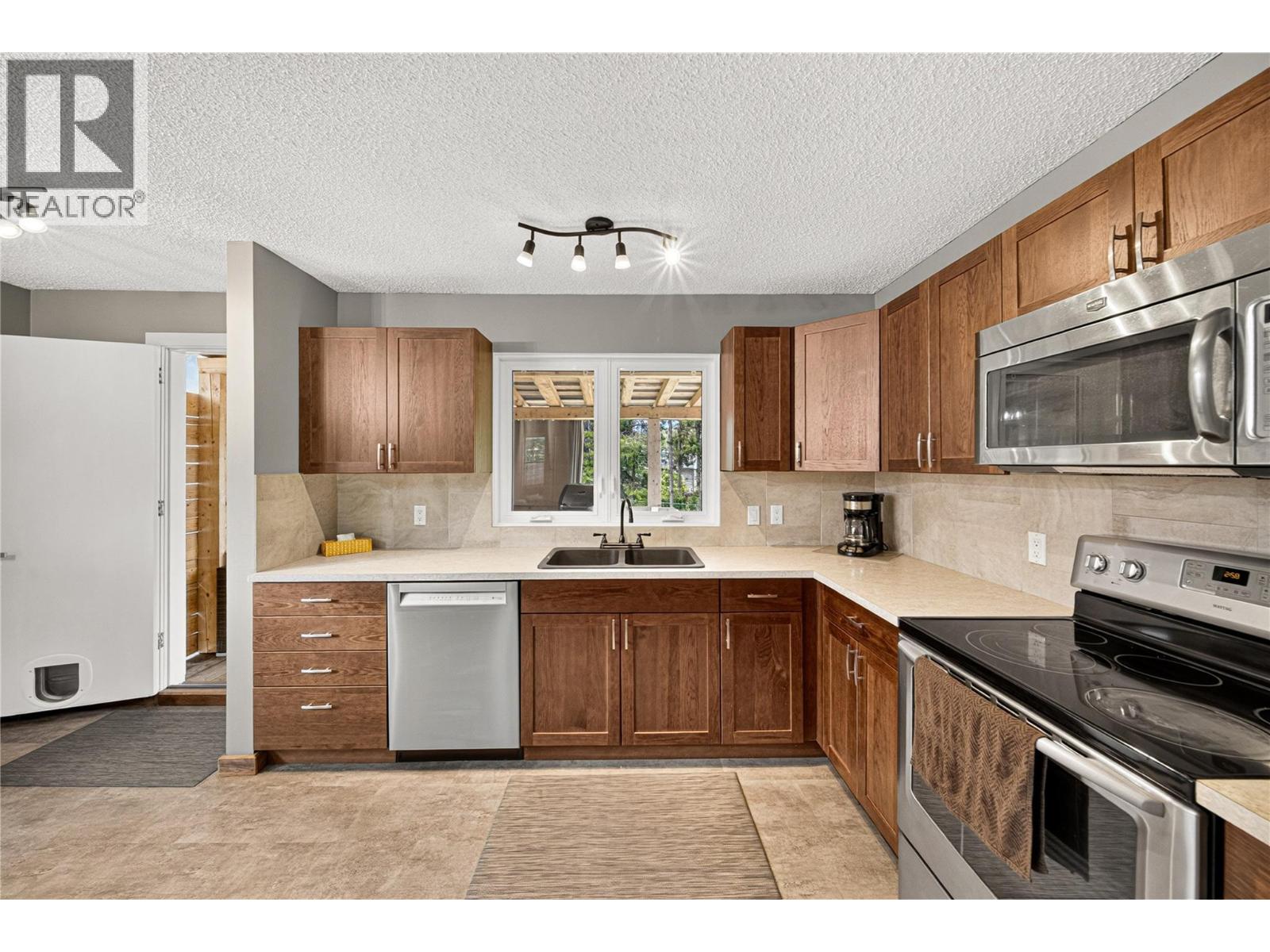 Residential in Elkford 3