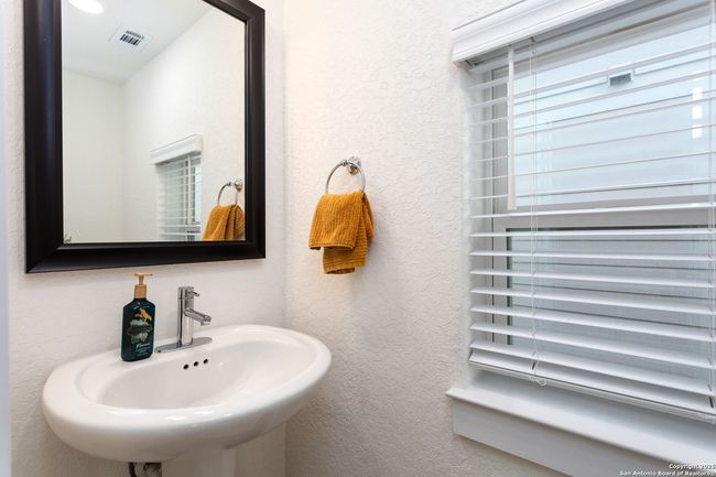 UNIT-3 - 5843 Whitby Rd, House other with 3 bedrooms, 3 bathrooms and null parking in San Antonio TX | Image 15
