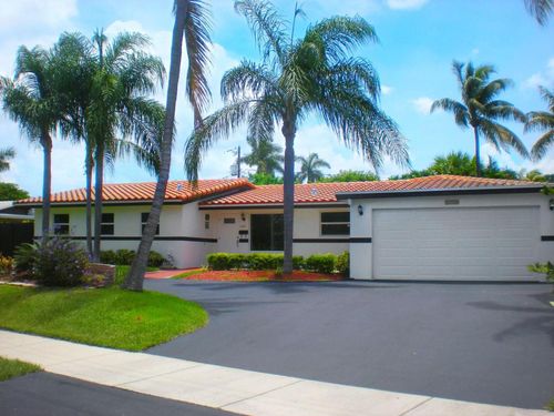 2220 Ne 41st St, Lighthouse Point, FL, 33064-7348 | Card Image