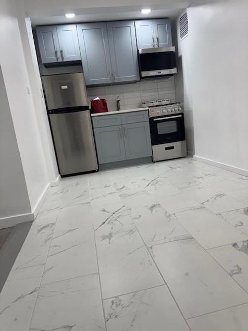 apt-1e-44 Macnish St, Elmhurst, NY, 11373-3612 | Card Image