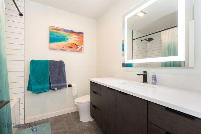 3rd Floor Bathroom | Image 32