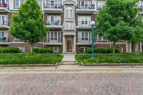 apt-3-408 Prairie St, Champaign, IL, 61820-3489 | Card Image