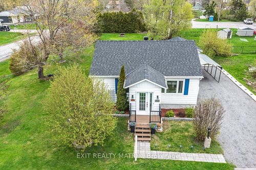 2625 Dow St, Metcalfe, ON, K0A2P0 | Card Image