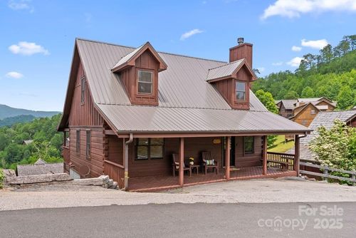 81 Scenic Wolf Dr, Mars Hill, NC, 28754-9335 | Card Image