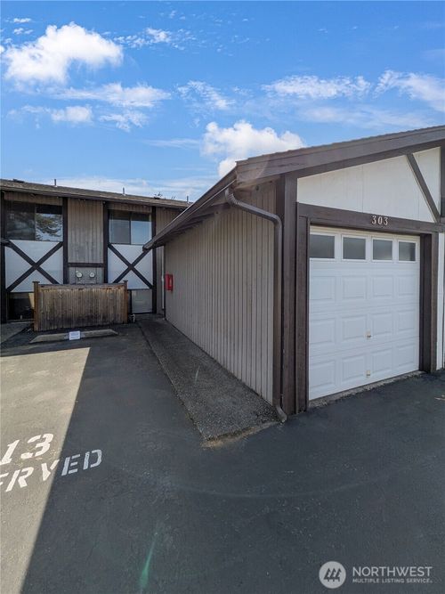 303-317 Sw 112th St, Seattle, WA, 98146-4329 | Card Image
