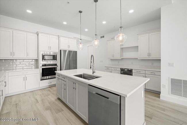 204 - 225 Strand Dr, Condo with 3 bedrooms, 3 bathrooms and null parking in MELBOURNE BEACH FL | Image 14