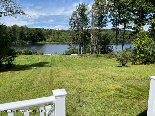 5 E Lake Road, Madison Twp, PA, 18444 | Card Image