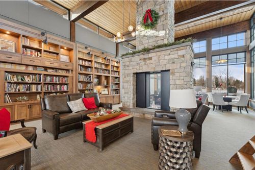 s401-100 Woodlands Way, Kalispell, MT, 59901-1352 | Card Image
