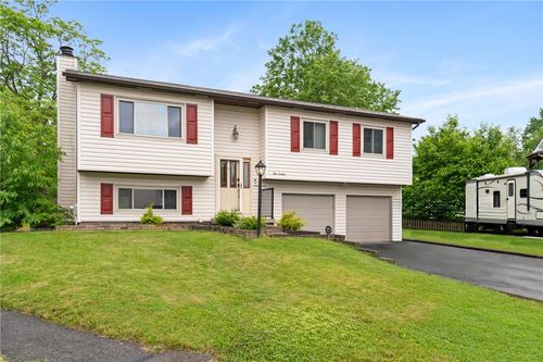 116 Buttercup Dr, Cranberry Township, PA, 16066-6314 | Card Image