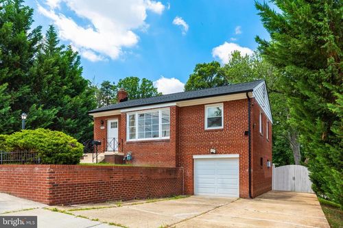 4910 66th Ave, HYATTSVILLE, MD, 20784-1421 | Card Image