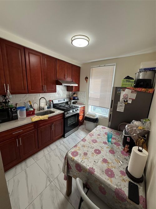 2896 Heath Ave, Bronx, NY, 10463-7847 | Card Image