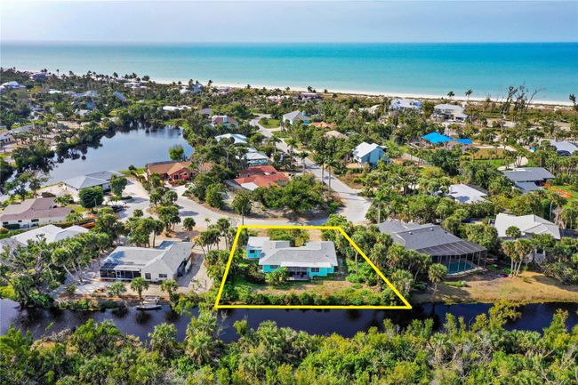 1057 Blue Heron Dr, House other with 2 bedrooms, 3 bathrooms and null parking in Sanibel FL | Image 6